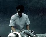 Button to run trailer #1 of 'The Clone Returns Home'