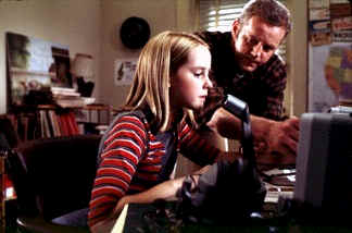 Déjà très jeune, Ellie Arroway est une passionnée - Contact