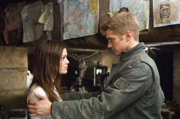 Millie apprend la vérité - Jumper