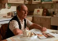 ©1987 Amblin Entertainment - Miracle sur la 8ème rue (*batteries not included)