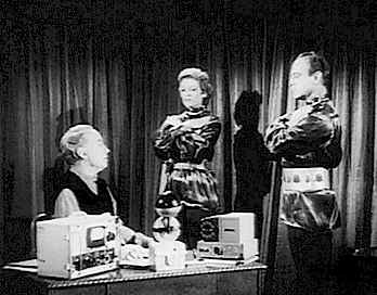 Les extra-terrestres projettent d'exécuter le 'Plan 9'(de gauche à droite : son Excellence, Tanna et Eros) - Plan 9 From Outer Space (Plan 9 from Outer Space)