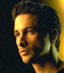 Michael Easton dans le rôle de David Hume - Total Recall 2070