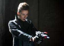 ©2012 Ripple World Pictures - Earthbound (Earthbound)